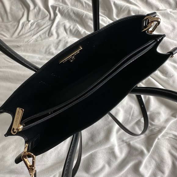 Michael Kors Medium Black Leather Satchel Handbag With Shoulder Strap - Picture 8 of 10